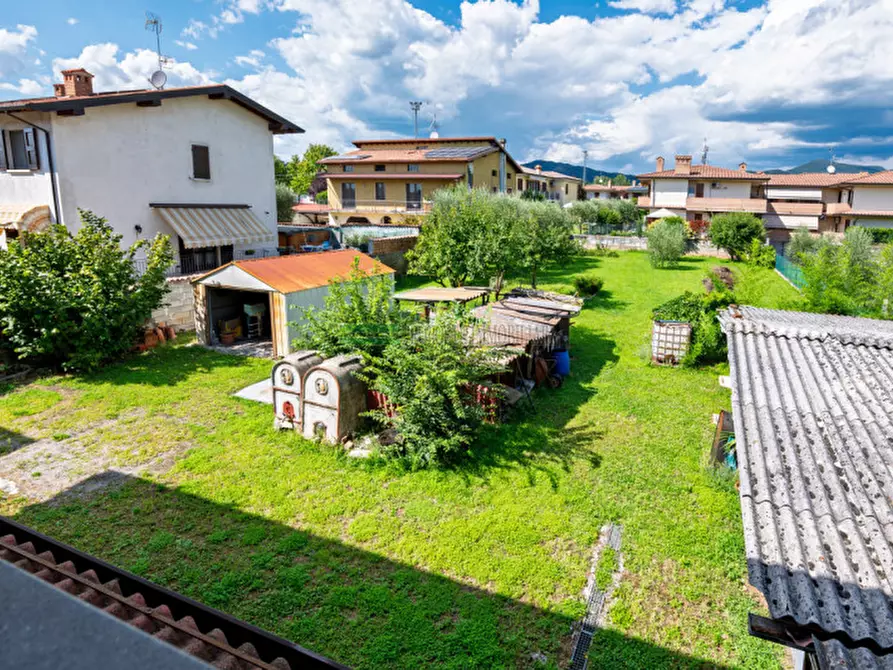 Immagine 41 di Casa trifamiliare in vendita  in Via Alessandro Manzoni a Passirano