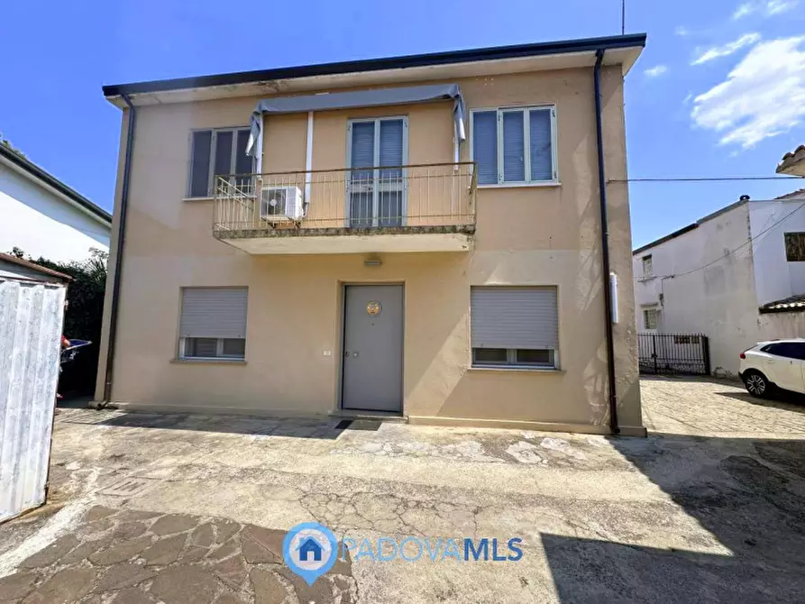 Immagine 1 di Casa bifamiliare in vendita  in Via Pietro Brandolese a Padova