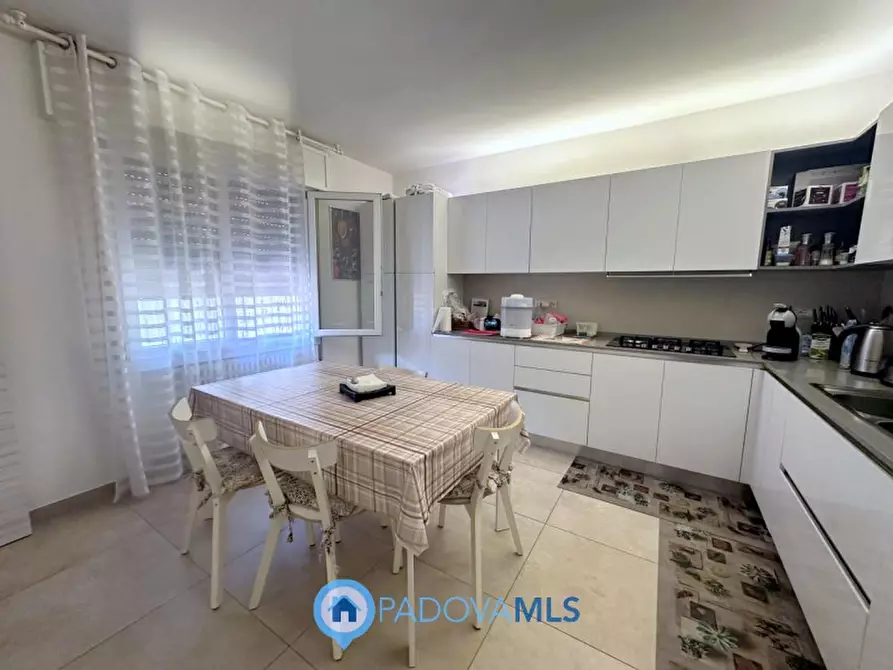 Immagine 8 di Casa bifamiliare in vendita  in Via Pietro Brandolese a Padova