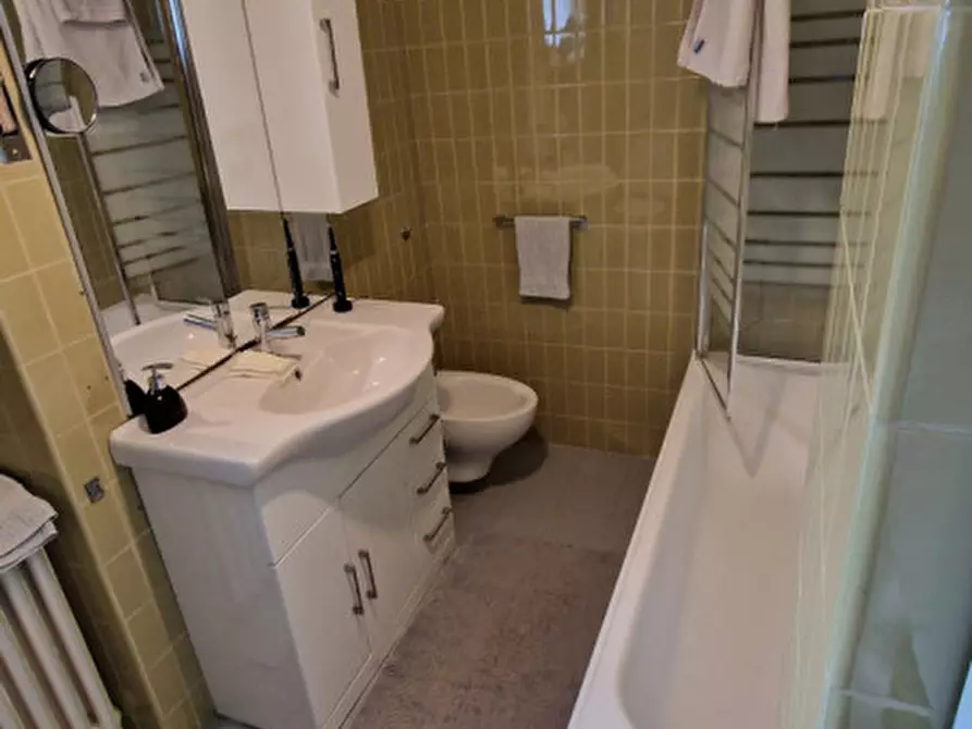 Immagine 7 di Appartamento in vendita  in Via Guncina - Guntschnastraße a Bolzano