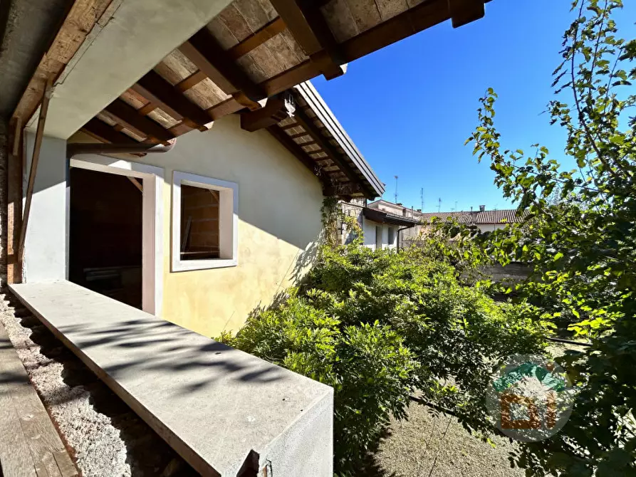 Immagine 6 di Bed & Breakfast in vendita  in via garibaldi 43 a Gradisca D'isonzo