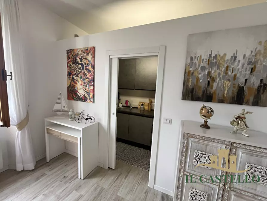 Immagine 9 di Appartamento in vendita  in Via Belvedere a Castiglione Del Lago