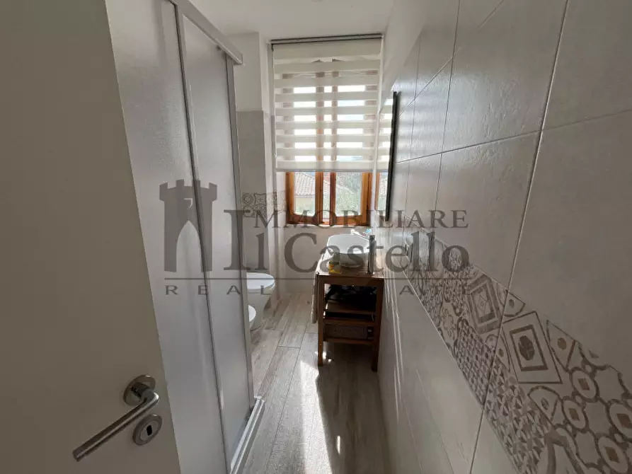 Immagine 18 di Appartamento in vendita  in Via Belvedere a Castiglione Del Lago