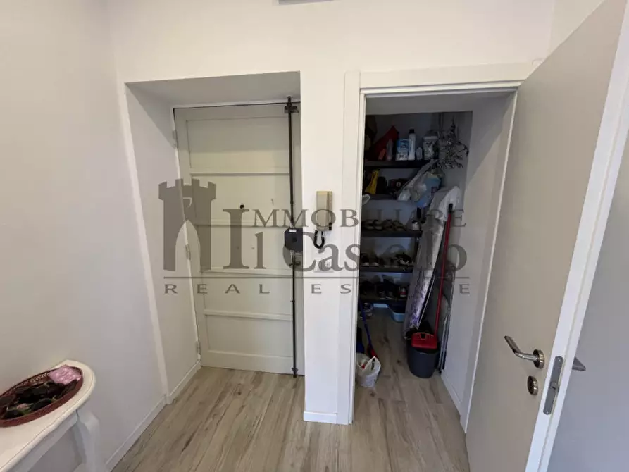 Immagine 21 di Appartamento in vendita  in Via Belvedere a Castiglione Del Lago