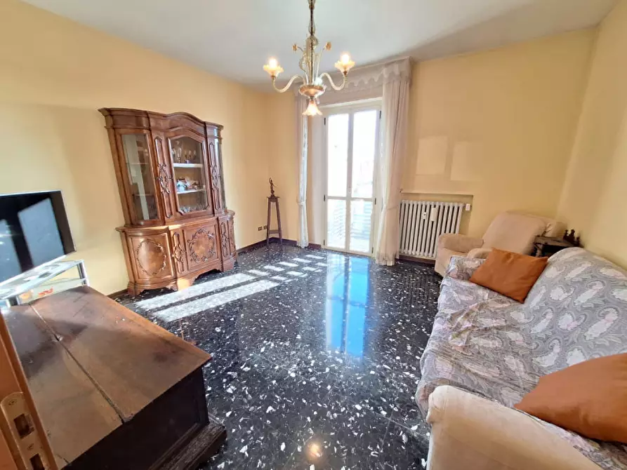 Immagine 1 di Appartamento in vendita  in via Imperia 9 a Modena