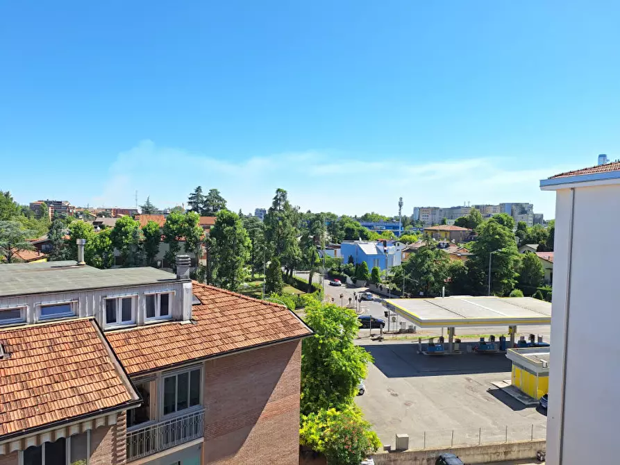 Immagine 13 di Appartamento in vendita  in via Imperia 9 a Modena