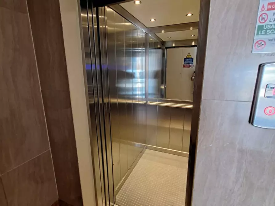 Immagine 21 di Appartamento in vendita  in via Imperia 9 a Modena