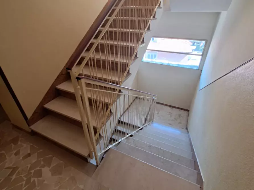 Immagine 22 di Appartamento in vendita  in via Imperia 9 a Modena