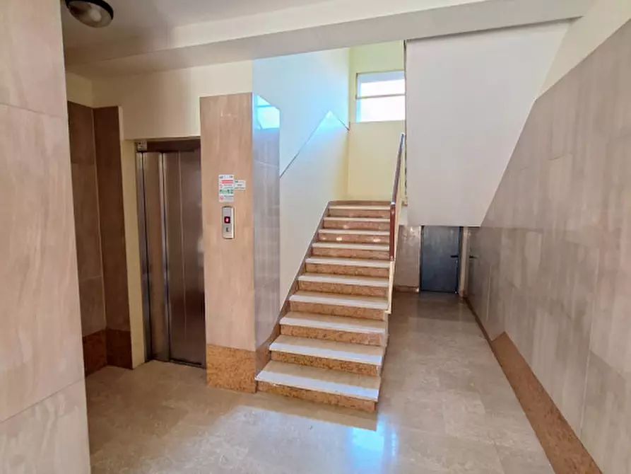 Immagine 24 di Appartamento in vendita  in via Imperia 9 a Modena