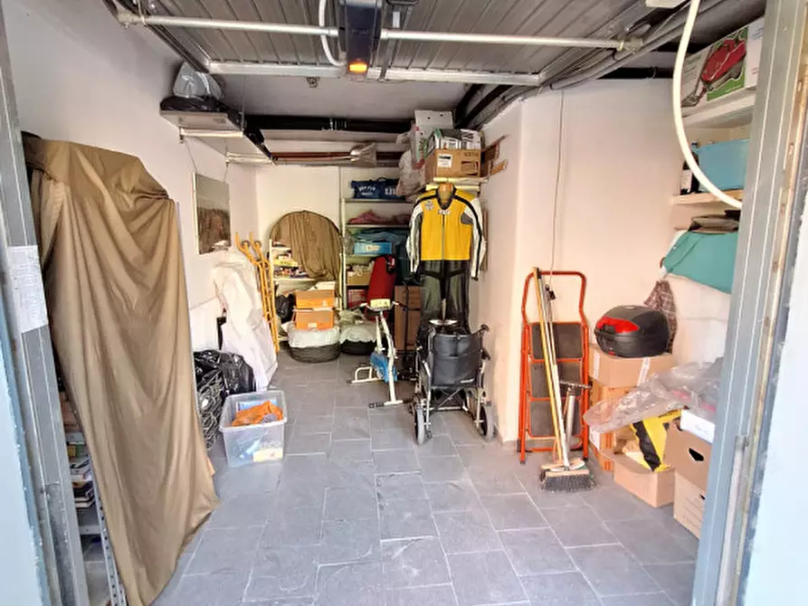 Immagine 26 di Appartamento in vendita  in via Imperia 9 a Modena