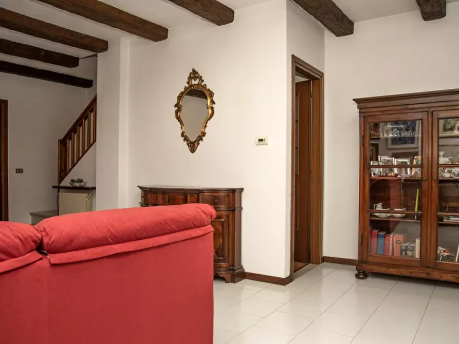 Immagine 4 di Villa in vendita  in Via Carlo Casalegno a Bussolengo