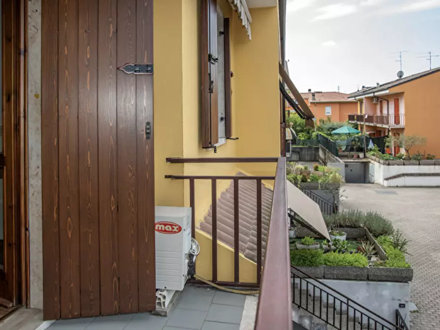 Immagine 35 di Villa in vendita  in Via Carlo Casalegno a Bussolengo