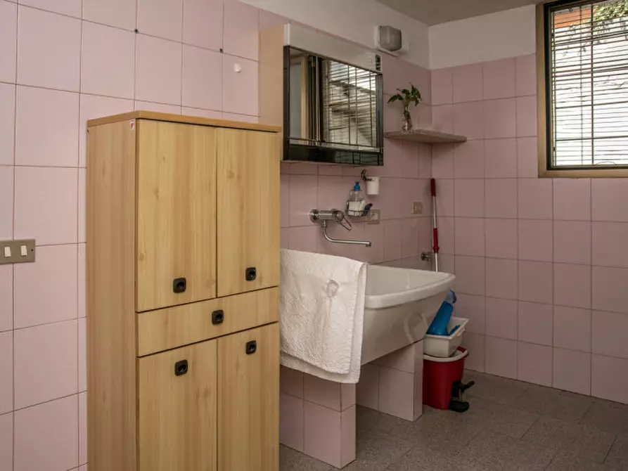 Immagine 36 di Villa in vendita  in Via Carlo Casalegno a Bussolengo