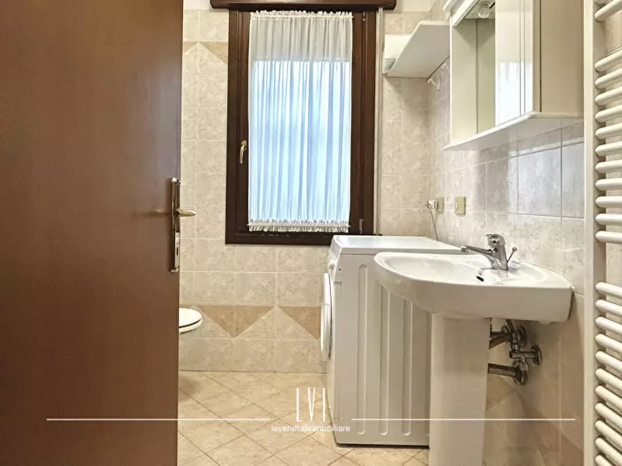 Immagine 15 di Appartamento in vendita  in Via Benvenuto Cellini 4 a Jesolo