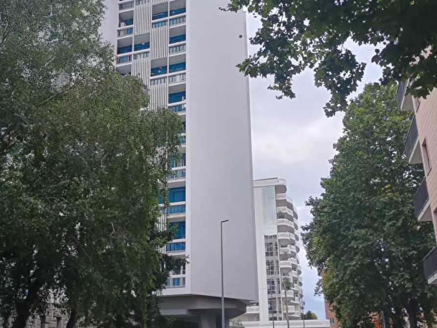 Immagine 2 di Attività commerciale in vendita  in Corso Francia 222 a Collegno