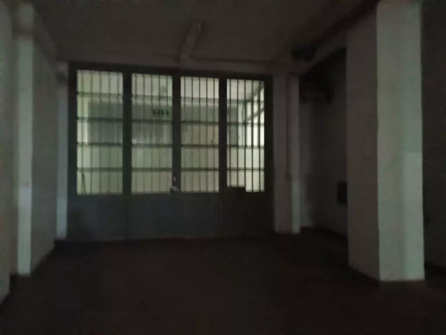 Immagine 17 di Attività commerciale in vendita  in Corso Francia 222 a Collegno