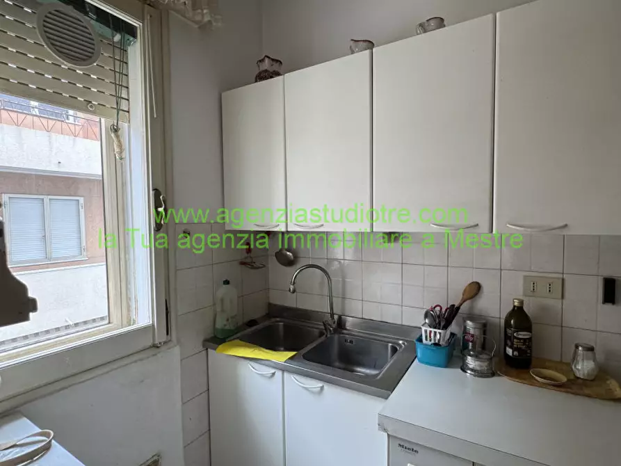 Immagine 15 di Appartamento in vendita  in Via Giuseppe Tartini 8 a Venezia