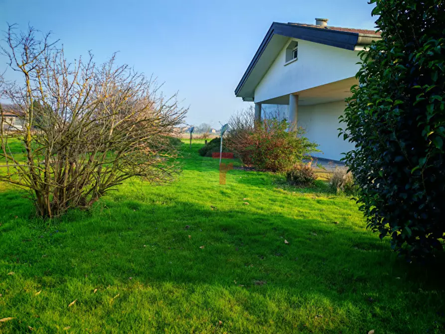 Immagine 2 di Villa in vendita  in Via Torino a Legnaro