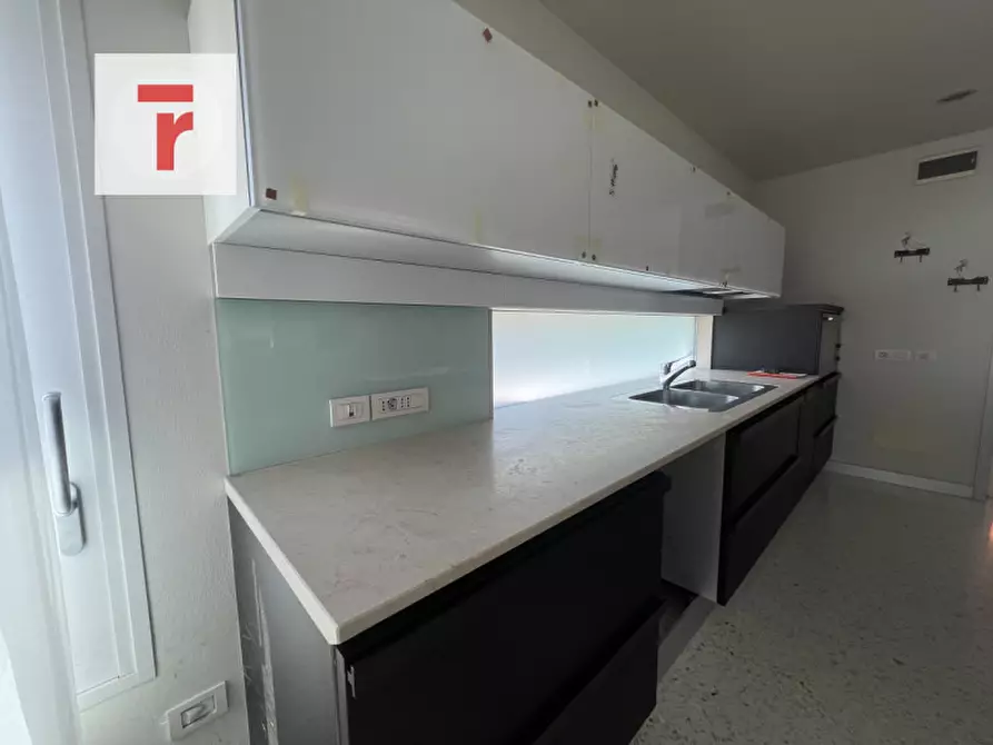 Immagine 7 di Villa in vendita  in Via Torino a Legnaro