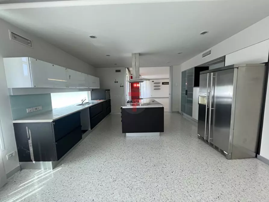 Immagine 8 di Villa in vendita  in Via Torino a Legnaro