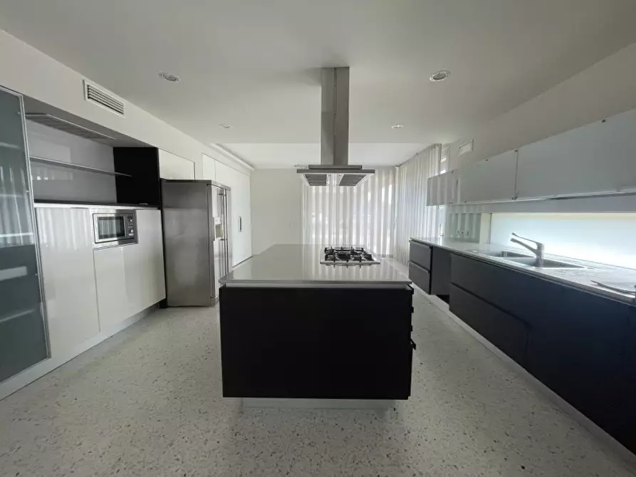 Immagine 9 di Villa in vendita  in Via Roma a Legnaro