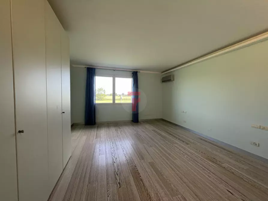 Immagine 15 di Villa in vendita  in Via Torino a Legnaro