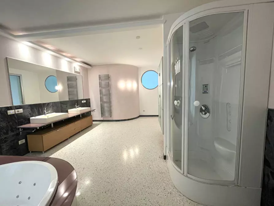 Immagine 22 di Villa in vendita  in Via Roma a Legnaro