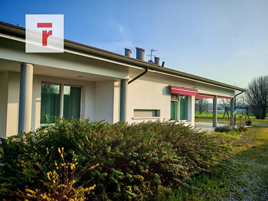 Immagine 23 di Villa in vendita  in Via Torino a Legnaro