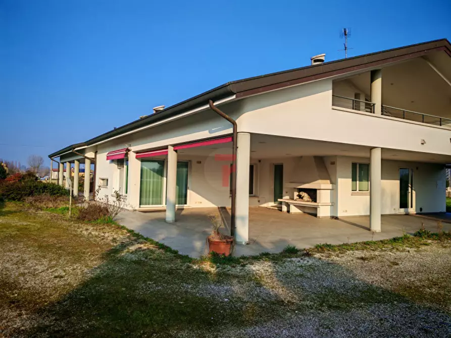 Immagine 25 di Villa in vendita  in Via Torino a Legnaro