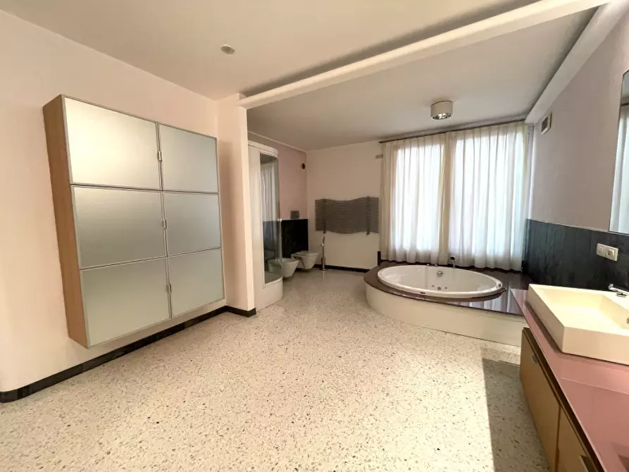 Immagine 25 di Villa in vendita  in Via Torino a Legnaro