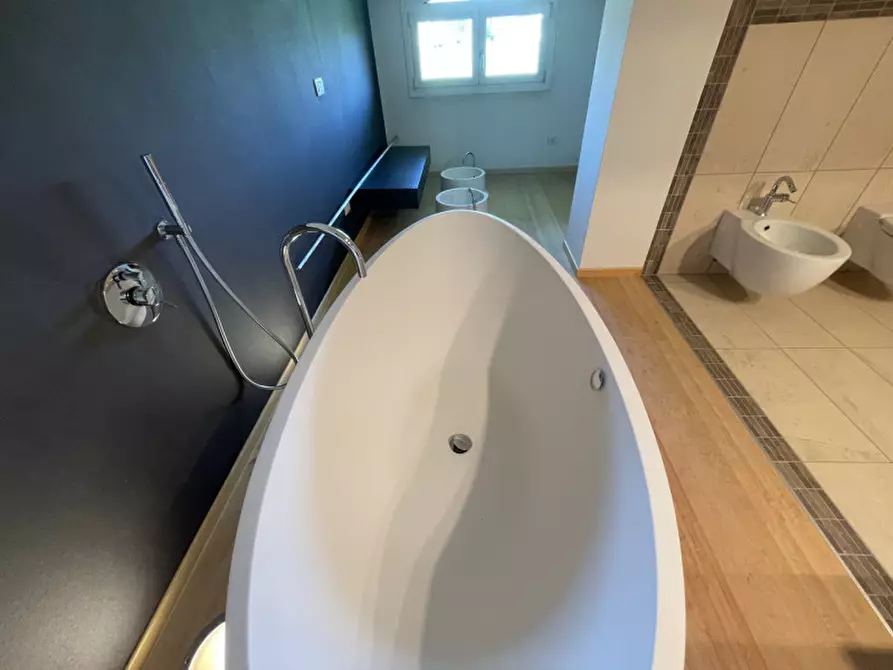 Immagine 33 di Villa in vendita  in Via Roma a Legnaro