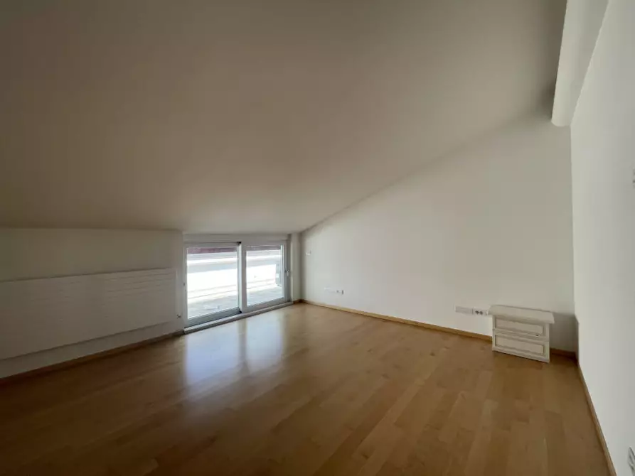 Immagine 34 di Villa in vendita  in Via Roma a Legnaro