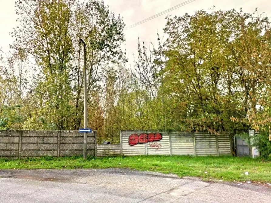 Immagine 3 di Terreno in vendita  in Via delle Industrie, 26100 Cremona CR, Italia a Cremona