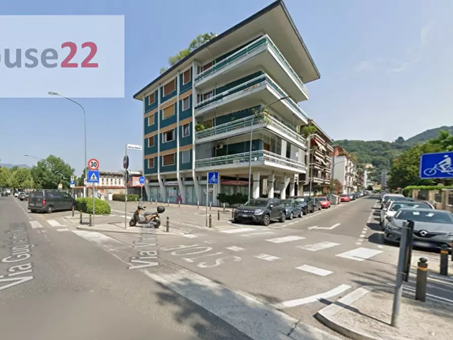 Immagine 1 di Negozio in vendita  in Via Vincenzo Gioberti 31 a Brescia
