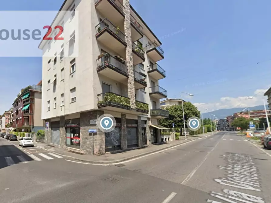Immagine 2 di Negozio in vendita  in Via Vincenzo Gioberti 31 a Brescia