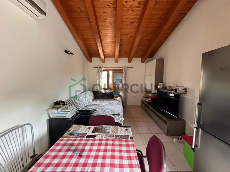 Immagine 3 di Appartamento in vendita  in Piazza Vittorio Veneto a Caldiero