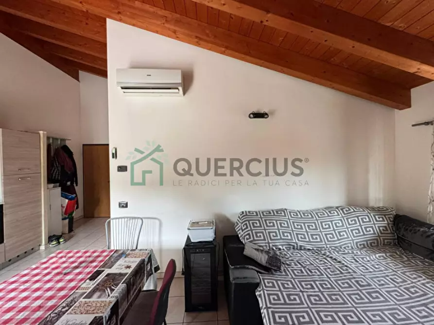 Immagine 4 di Appartamento in vendita  in Piazza Vittorio Veneto a Caldiero