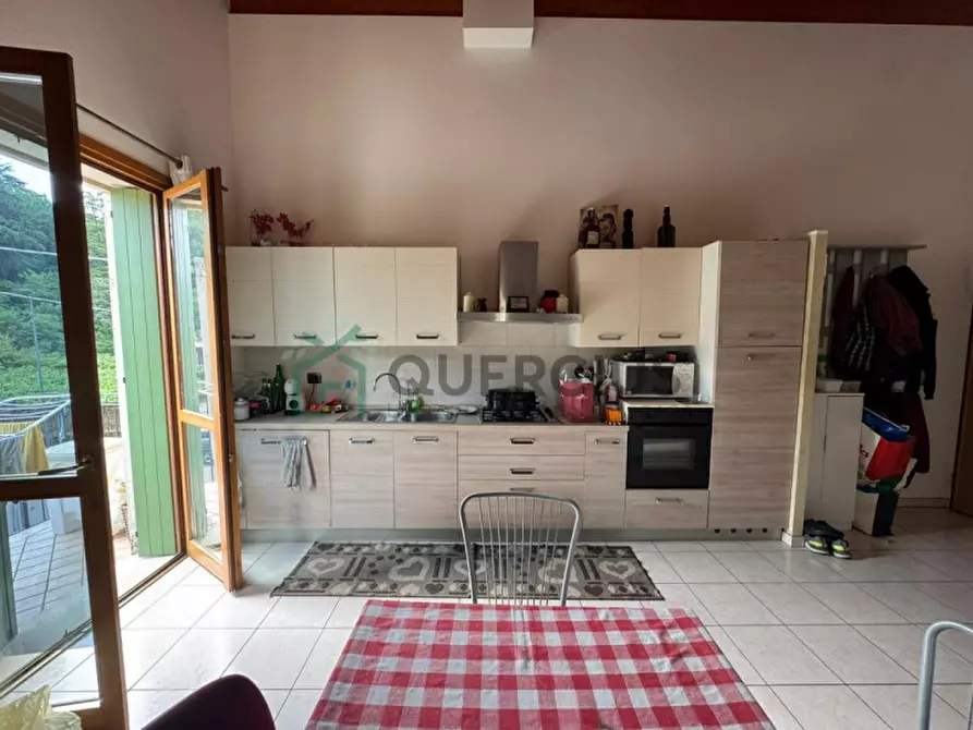 Immagine 6 di Appartamento in vendita  in Piazza Vittorio Veneto a Caldiero