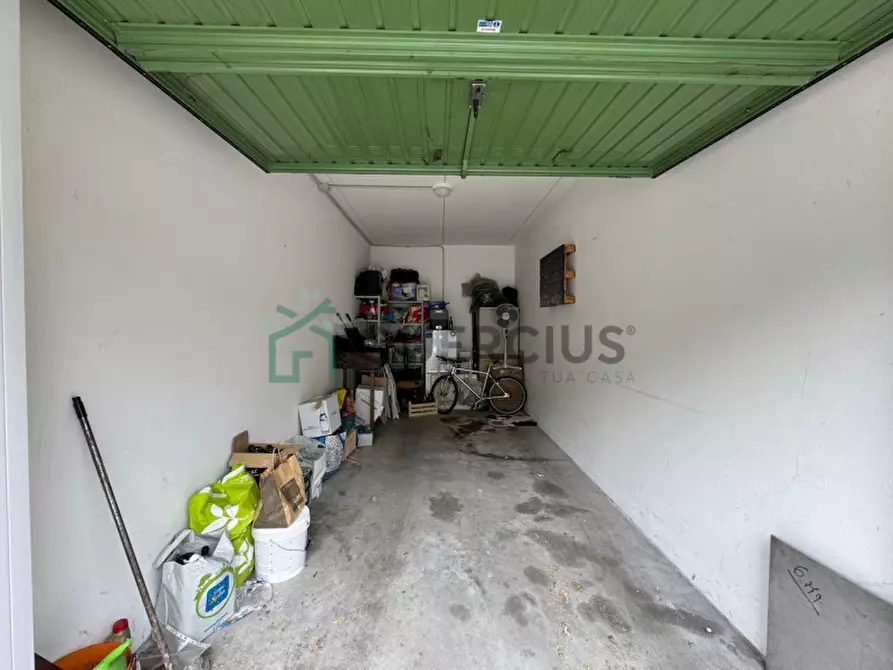 Immagine 19 di Appartamento in vendita  in Piazza Vittorio Veneto a Caldiero