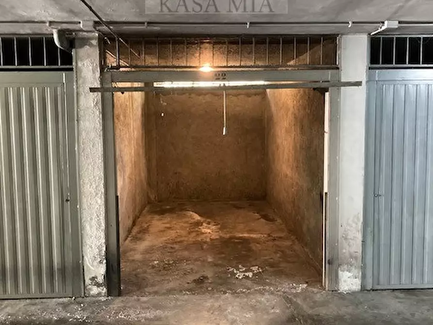 Immagine 6 di Garage in vendita  in Via Filippo Brunelleschi a Settimo Torinese