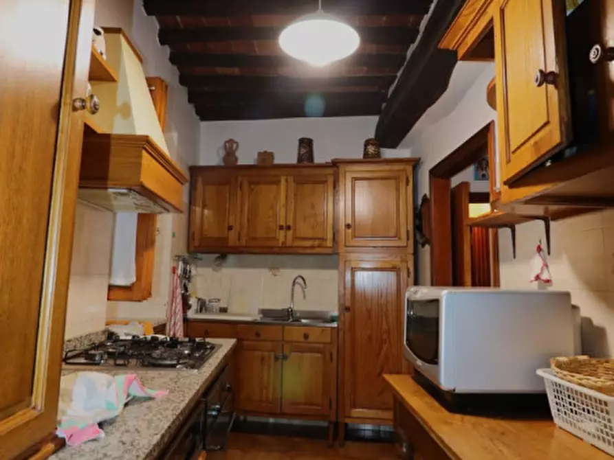 Immagine 8 di Appartamento in vendita  in Strada Comunale di Pietraviva a Bucine