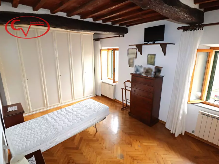 Immagine 15 di Appartamento in vendita  in Strada Comunale di Pietraviva a Bucine