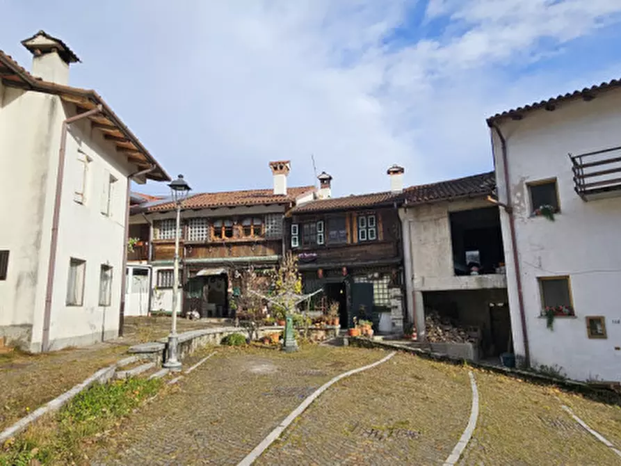 Immagine 2 di Villetta a schiera in vendita  in Frazione Taipana 113 a Taipana