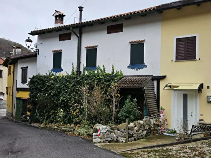 Immagine 10 di Villetta a schiera in vendita  in Frazione Taipana 113 a Taipana