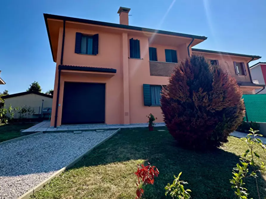 Immagine 5 di Casa bifamiliare in vendita  in Via Arboncelli a Villa Estense