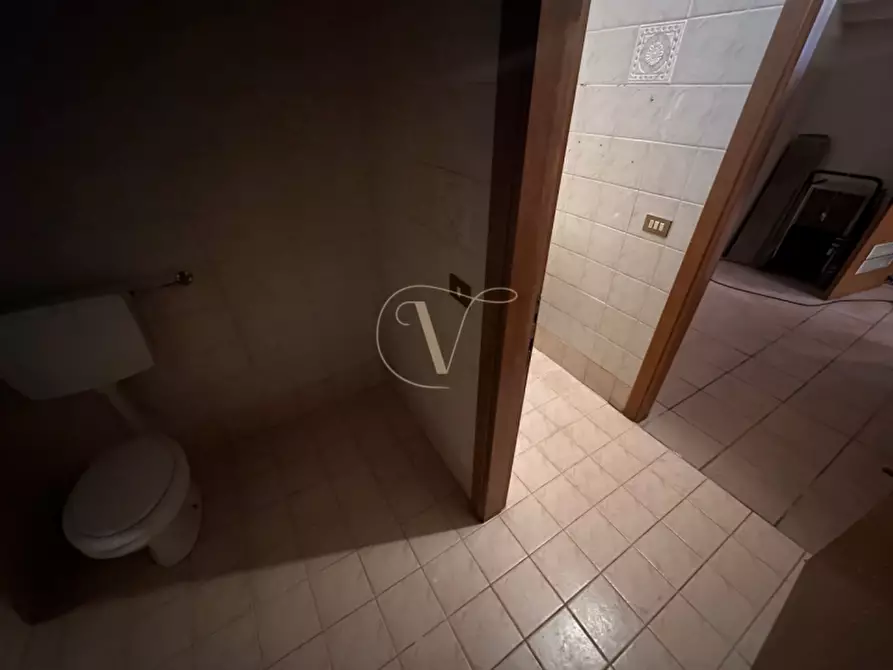 Immagine 5 di Attività commerciale in affitto  in Via Ospedale Civile a Padova