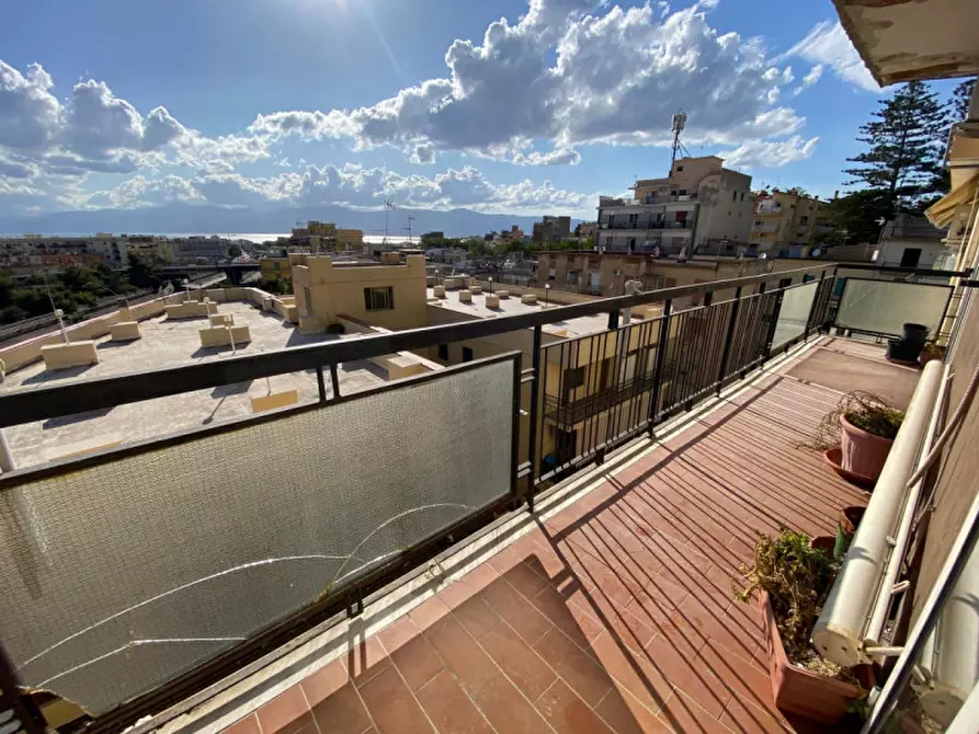 Immagine 13 di Appartamento in vendita  in via del gelsomino trav 1, 11 a Reggio Di Calabria