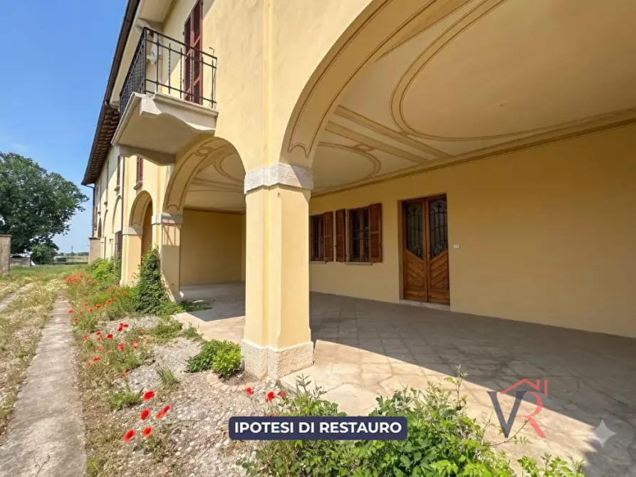 Immagine 2 di Palazzo in vendita  in Via Sorelle Fusari a Offlaga