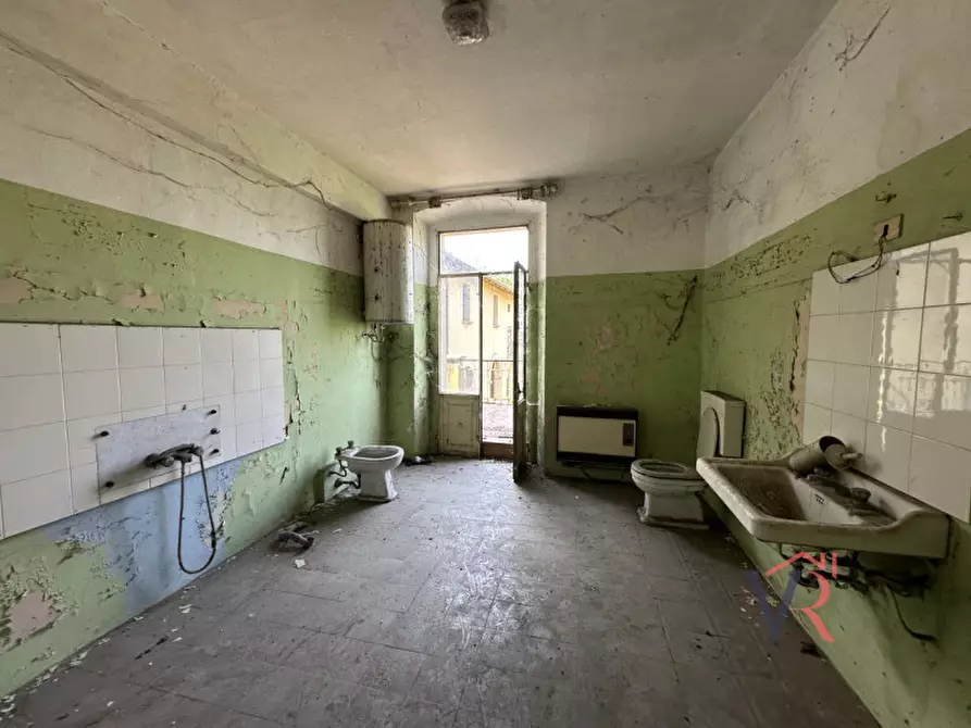 Immagine 16 di Palazzo in vendita  in Via Sorelle Fusari a Offlaga