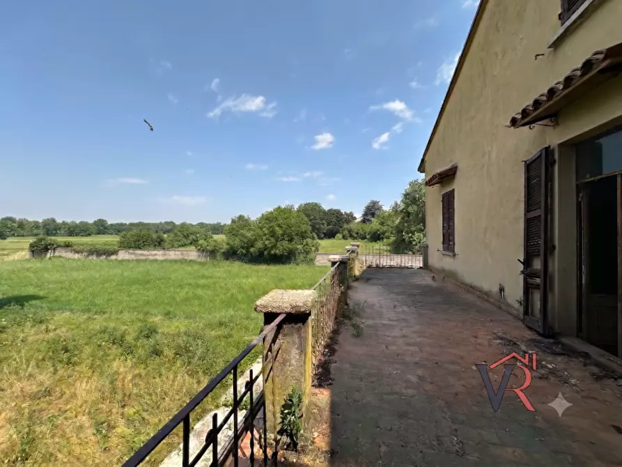 Immagine 19 di Palazzo in vendita  in Via Sorelle Fusari a Offlaga